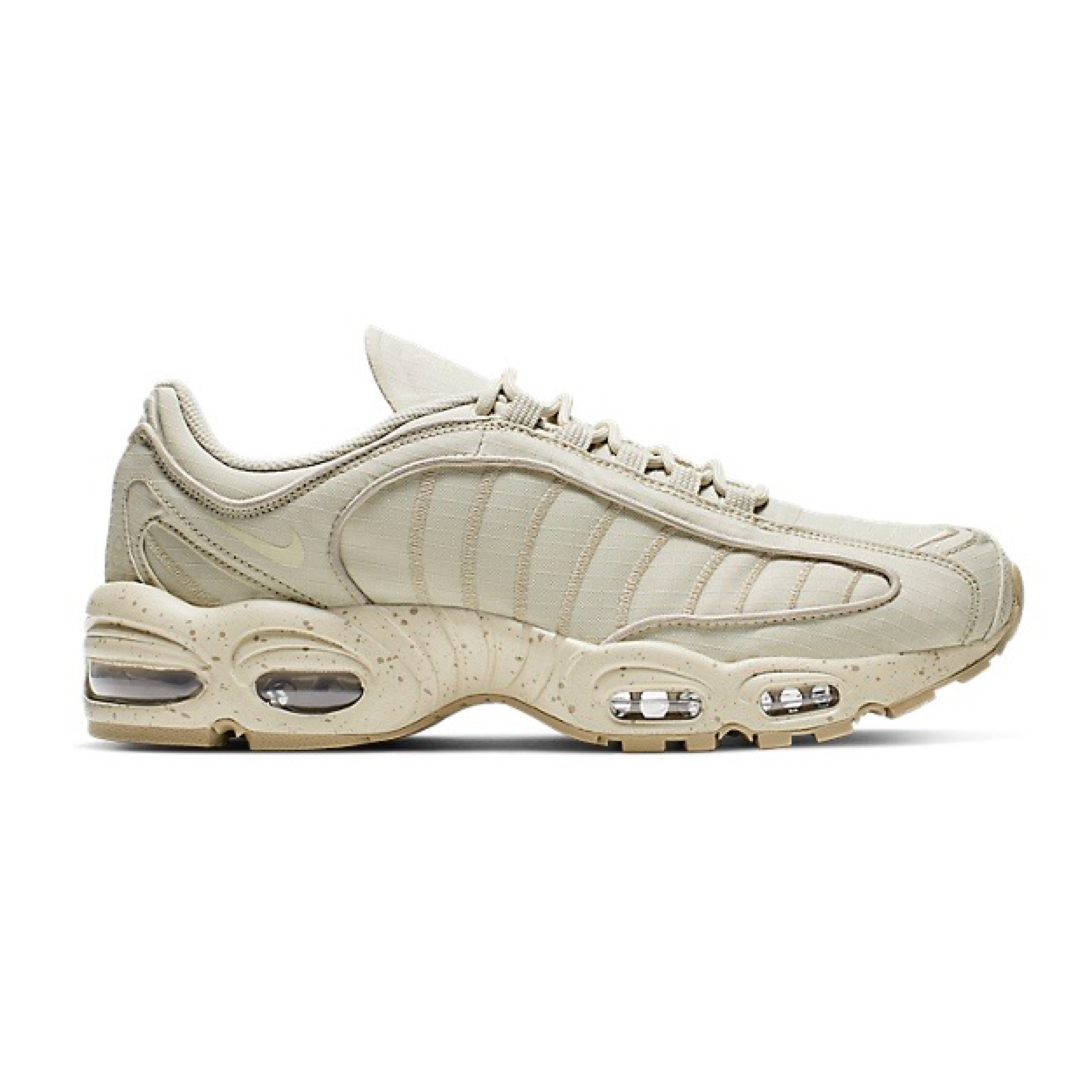 Tailwind IV âSandtrapâ â TRAQSUIT