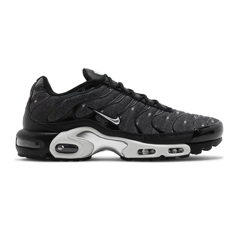 Black and white sales tns