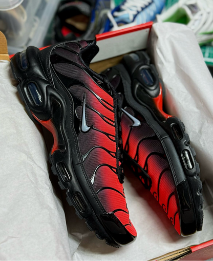 Nike Air Max Plus TN ‘Deadpool’