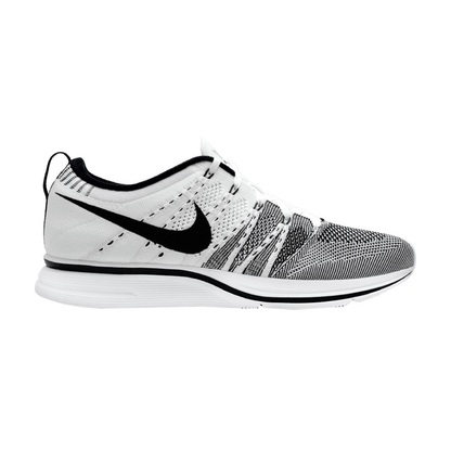 Flyknit Trainer ‘White Black’ (2012)