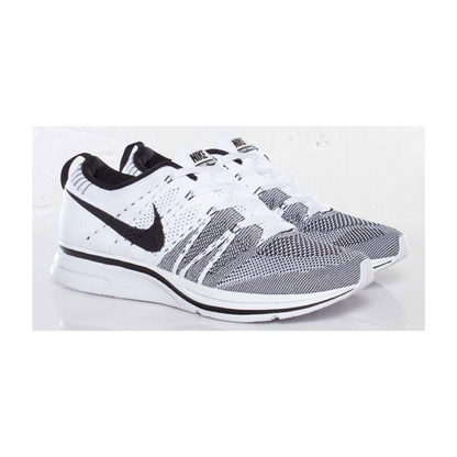 Flyknit Trainer ‘White Black’ (2012)