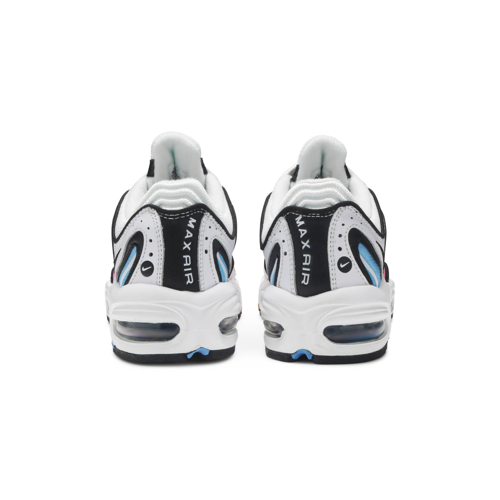 Nike sales tailwind rainbow