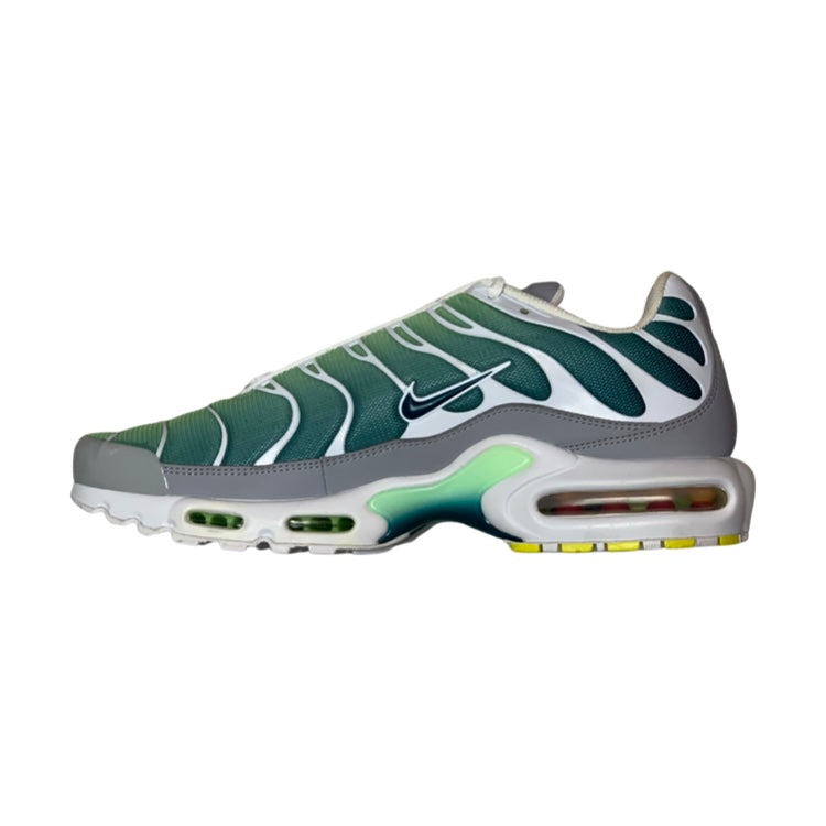 Nike store tns green