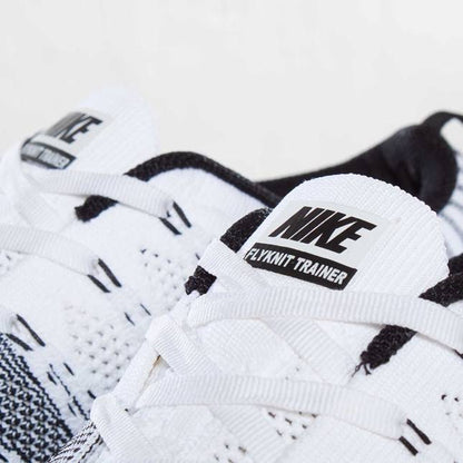 Flyknit Trainer ‘White Black’ (2012)